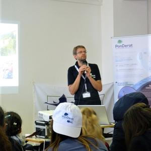 Incontro con gli studenti di Ponza